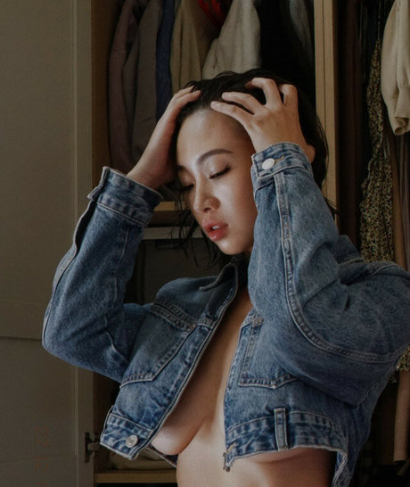 ebony fingering onlyfans free render