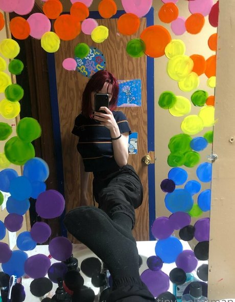 tinyrealmoth naked on onlyfans