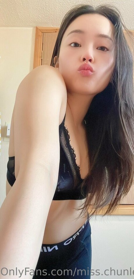 miss chunlee nude onlyfans leak