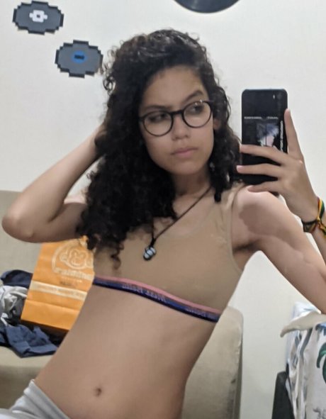 Thesuusu strip onlyfans