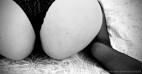 princessmia23 naked onlyfans leaks