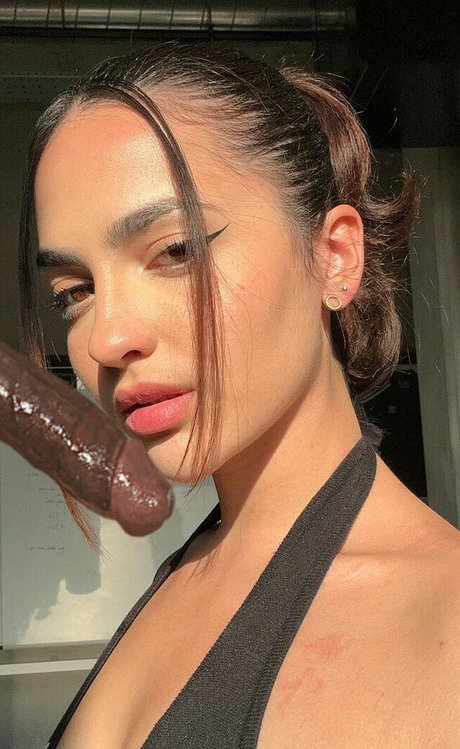 Miaxmon onlyfans free porn