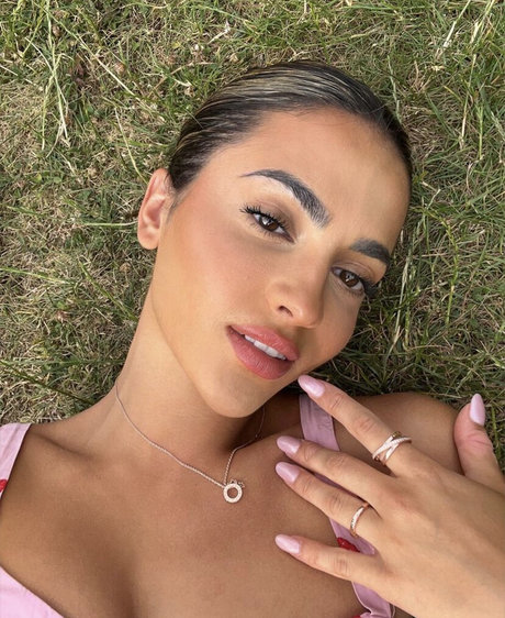 lesbian milf onlyfans pretty picture