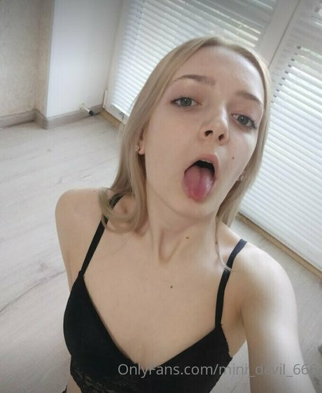 mini devil 666 onlyfans naked pics