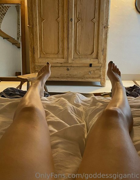 goddessgigantic is on onlyfans