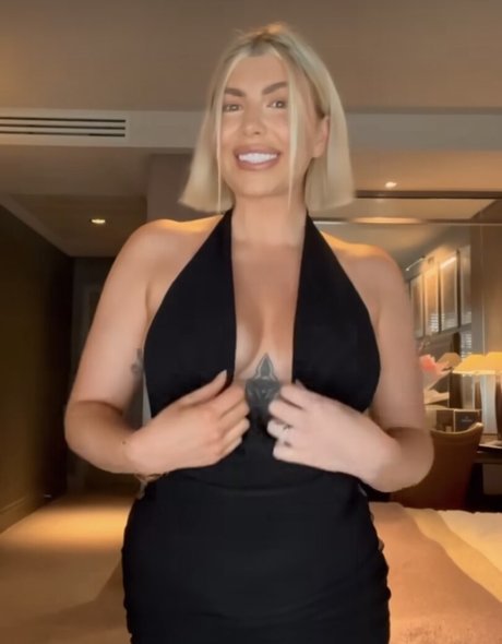 Olivia Buckland naked only fans