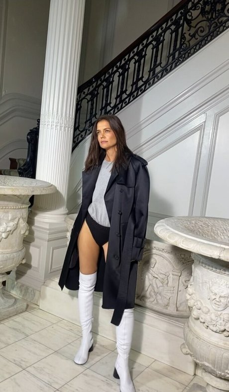 Katie Holmes only fans review