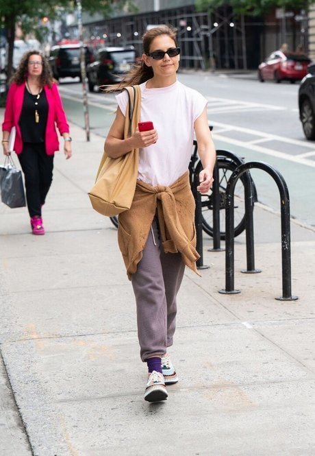 Katie Holmes onlyfans porn leak