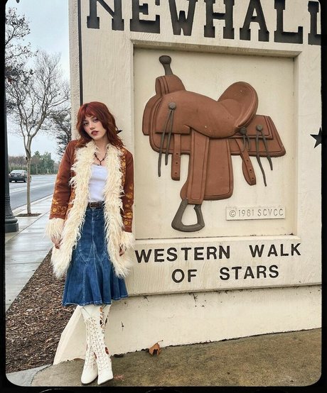 Kailee Morgue onlyfans leams