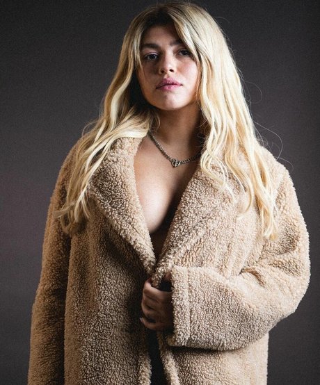 Eden Emma Yulie onlyfans fuck