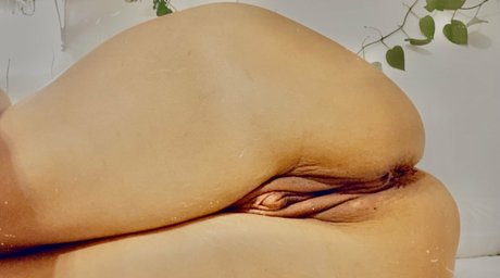 insatiablekarla leaked nudes onlyfans