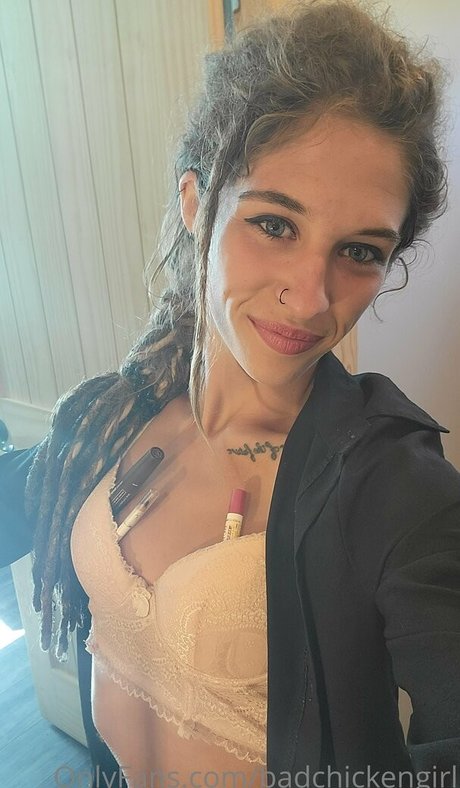 BadChickenGirl onlyfans nide