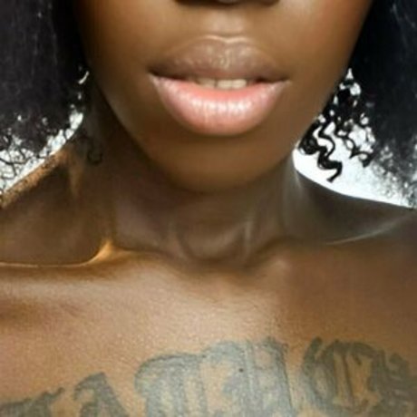 Tucha Sambu desnuda onlyfans