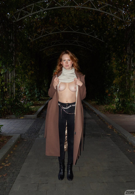 Arina Bik naked only fans