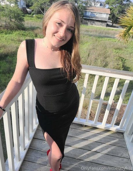 liittleladyfree onlyfans model