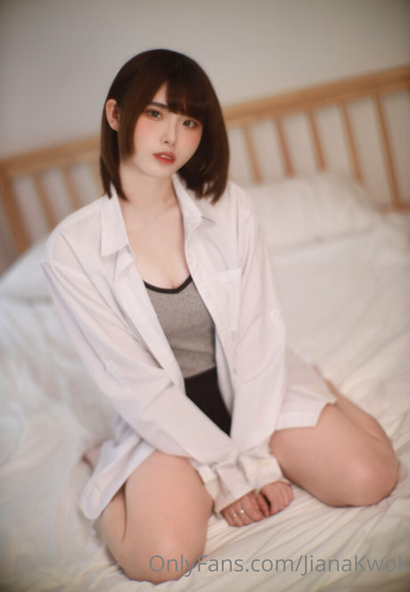 Jianakwok onlyfans strip tease