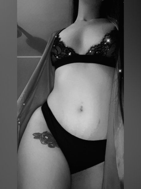 Ruby Mea onlyfans sex tape