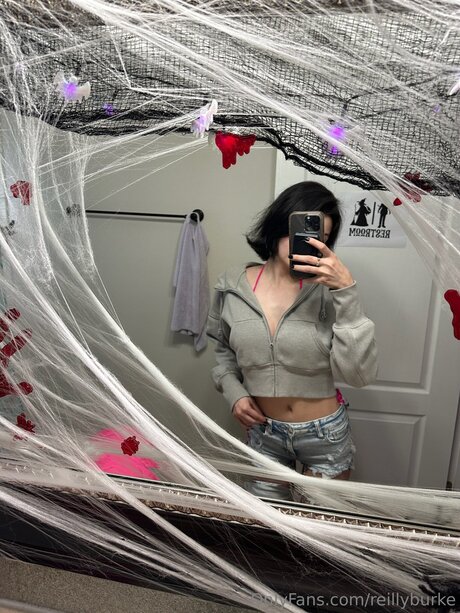 Reilly Burke onlyfans leaked pictures