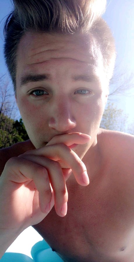 Michael Chapman onlyfans leajs