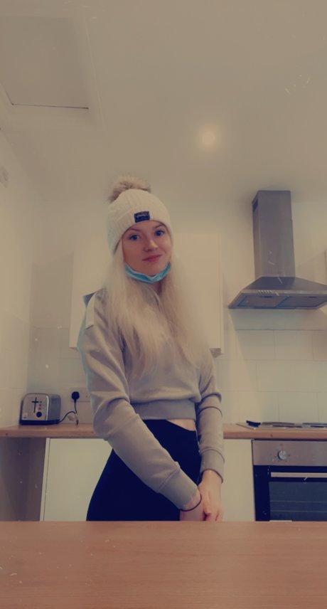 Amy barrett nude leaks onlyfans