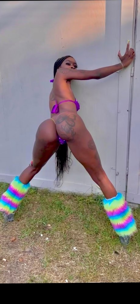 Sexyy Des SOLO CONTENT_ new onlyfans leak