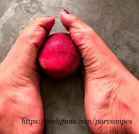Parvum Pes small feet_ onlyfans xx