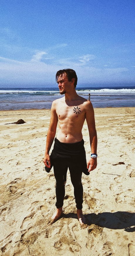 Kurt Atlas pics onlyfans