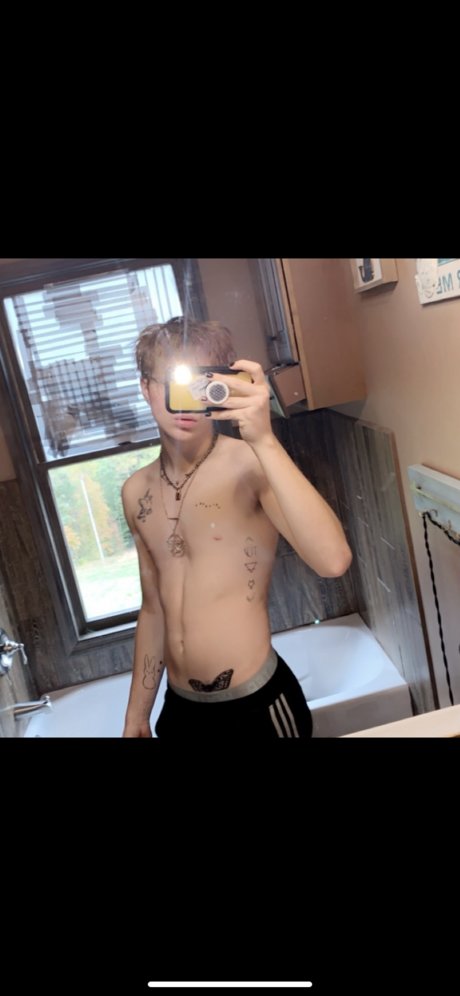 Harvey Flinn onlyfans nude porn