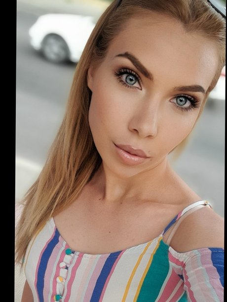 Sweetkiss only fans content