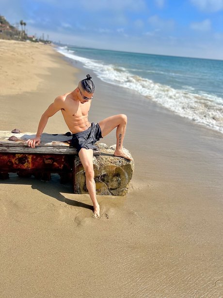 Luis Omar Morales onlyfans leak nude