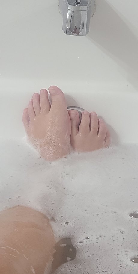 Foot fetish desires nude onlyfans porn