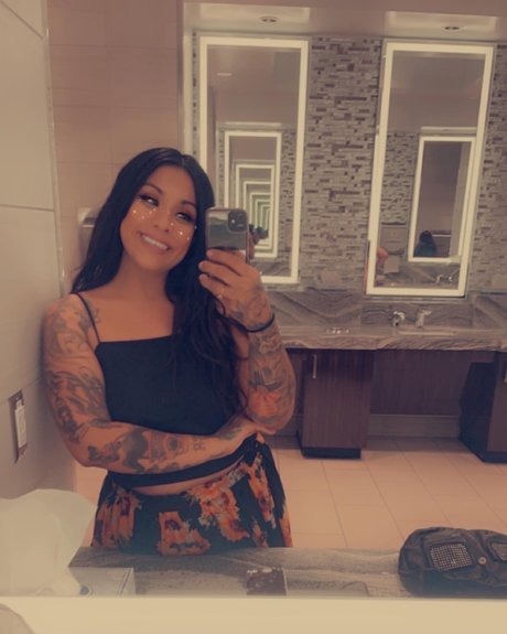 D Dee onlyfans leak free