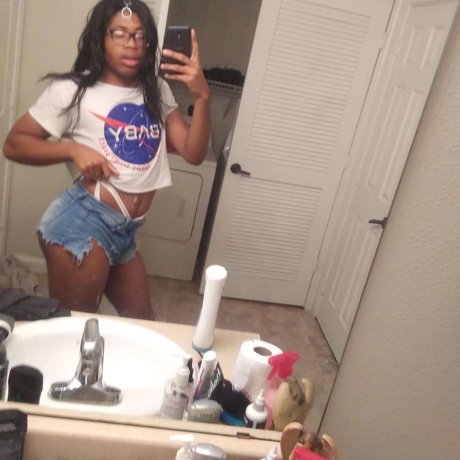 Tha Red stalllion22 onlyfans leakes