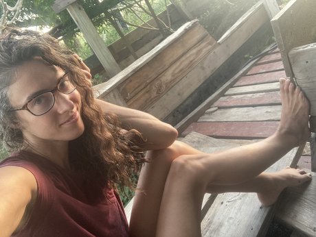 Queen Elizabeth onlyfans leak ass