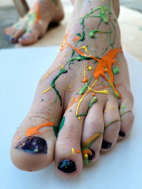 QueenDirtyFeet leak only fans