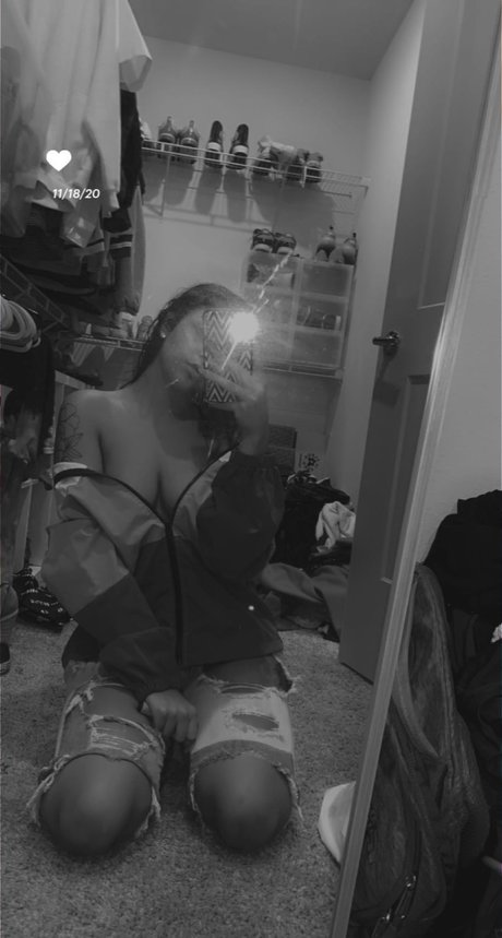 bbw onlyfans beautiful naked self-portrait