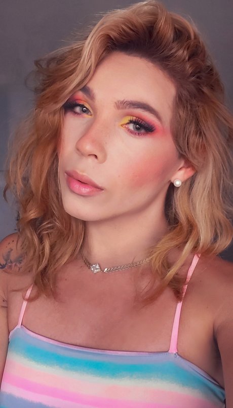 Pequena V nus free onlyfans