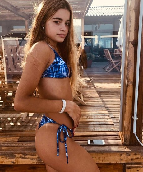 Juli Savioli leaks only fans