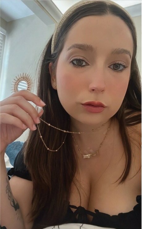 Kirsty Wells onlyfans fotos