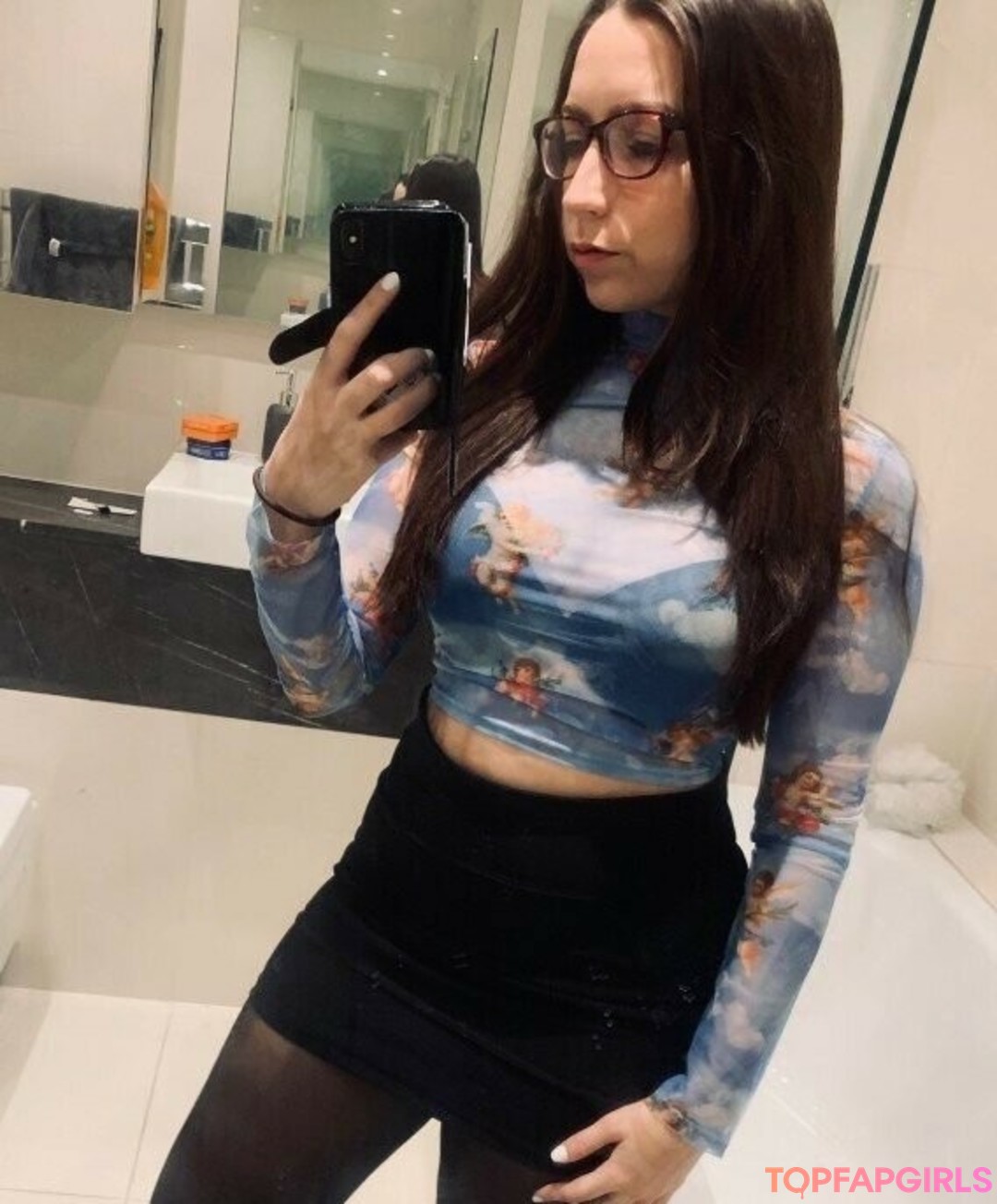 Kirsty Wells porn onlyfans