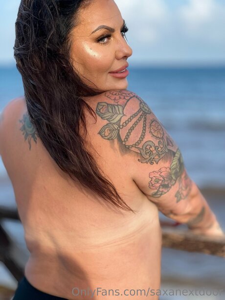 saxanextdoor sexy onlyfans