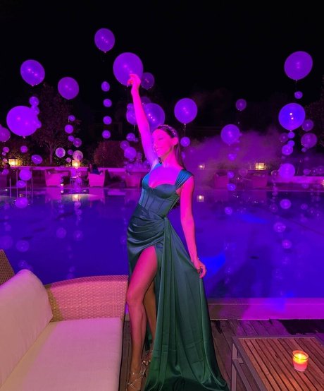 Andrea Helfrich tits onlyfans