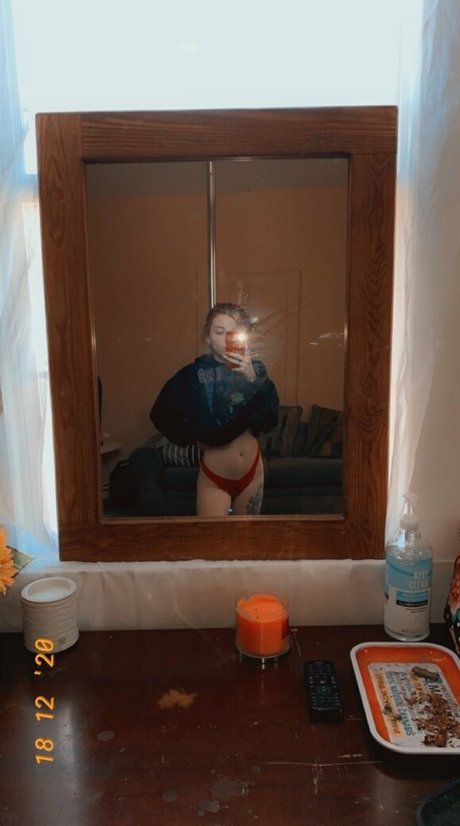 gingersbellycontent onlyfans nude pictures