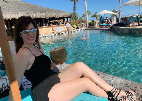 medium tits onlyfans beautiful xxx portrayal