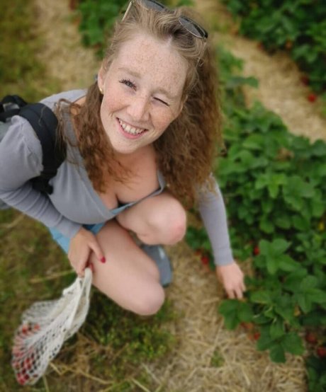 Jojo Kiss onlyfans leak ass