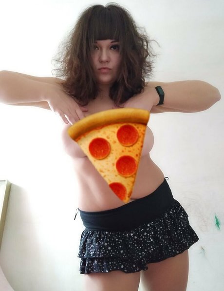 lara horn en onlyfans