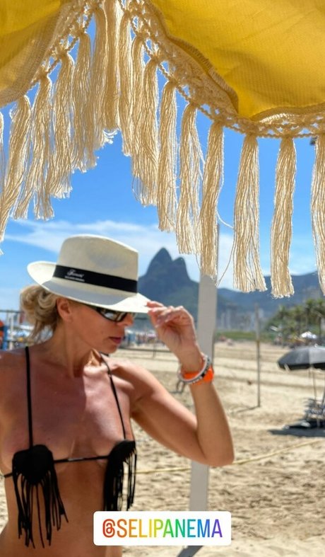 Adriane Galisteu onlyfans leajs