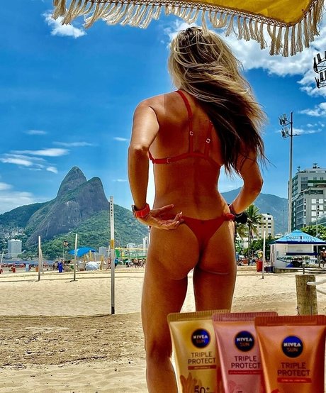 Adriane Galisteu leaks onlyfans