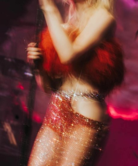 Carly Rae Jepsen onlyfans keak