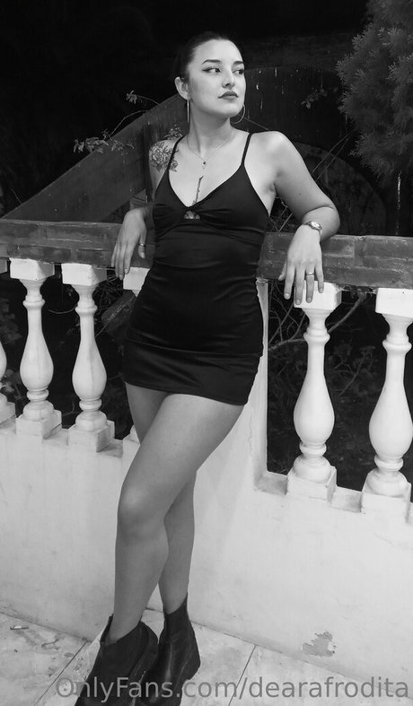 rosecamxxx naked leaked onlyfans